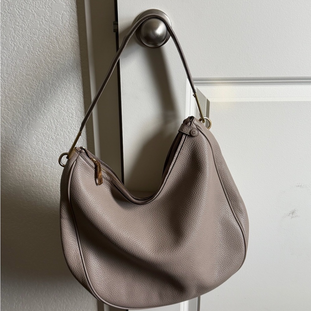 Marc Jacob’s Taupe Hobo Bag